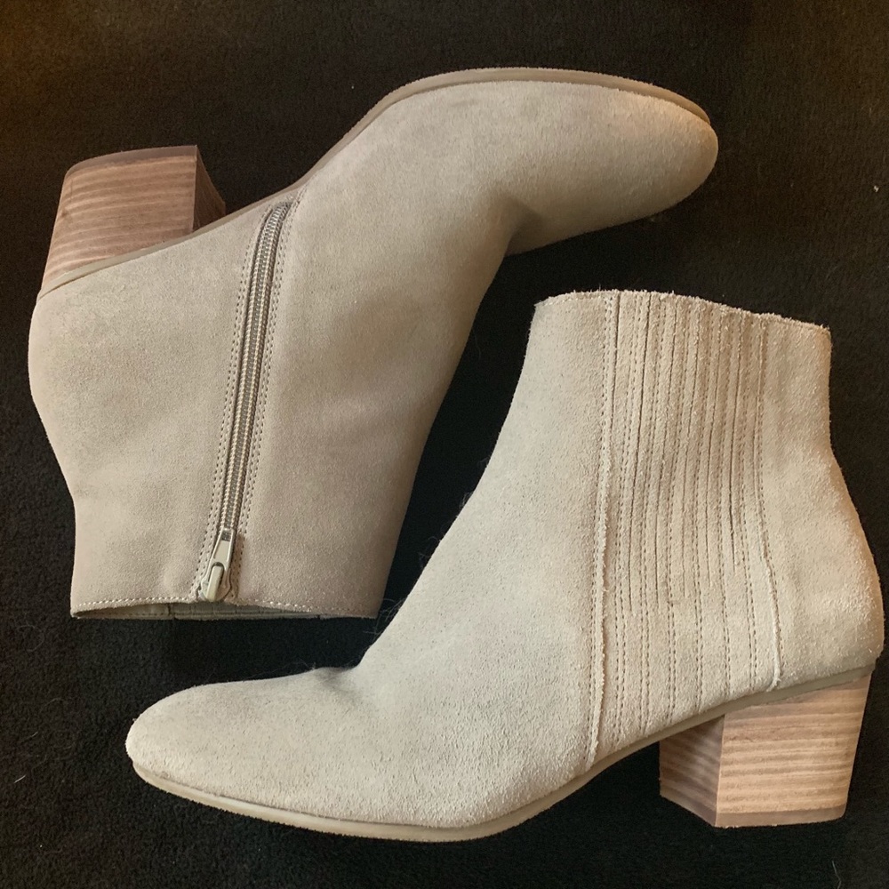 Crown Vintage Tan Suede Booties